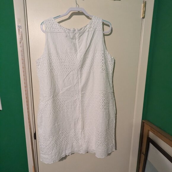 Lands End shift style white eyelet dress - size 18W - Picture 7 of 9